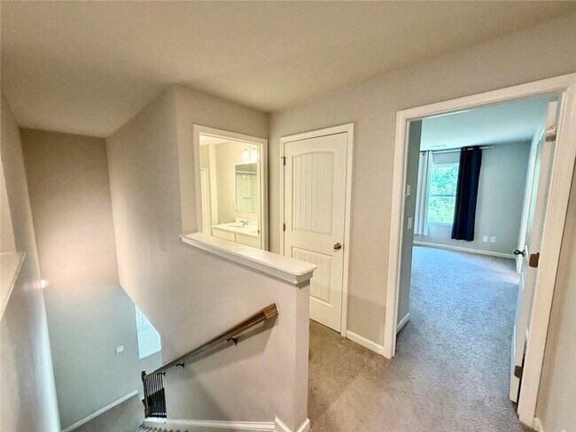 Building Photo - 5888 Screech Owl Dr