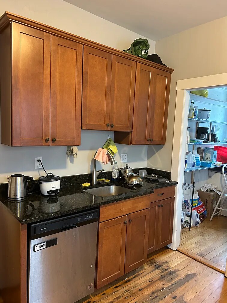 Building Photo - 61 Frederick Ave