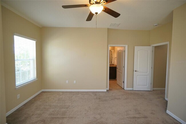 Building Photo - 7001 Interbay Blvd