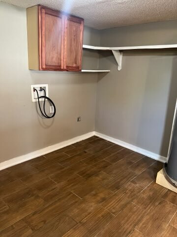 Building Photo - 6710 Phillips Ln