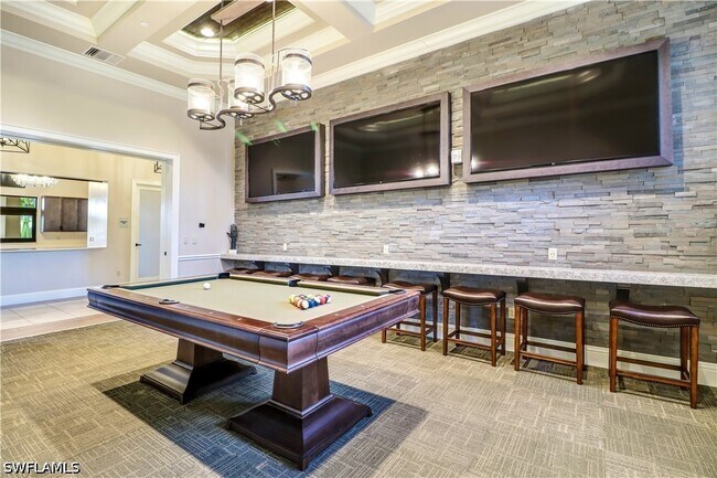 Building Photo - 9093 Glenforest Dr