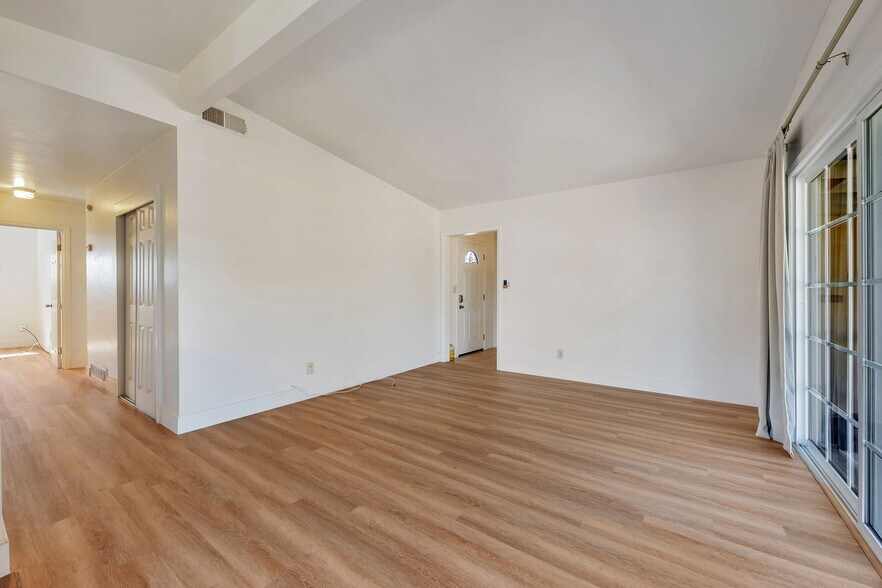 Building Photo - 8511 Andrea Ct