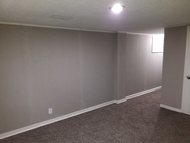 Building Photo - 13205 Craig Ave