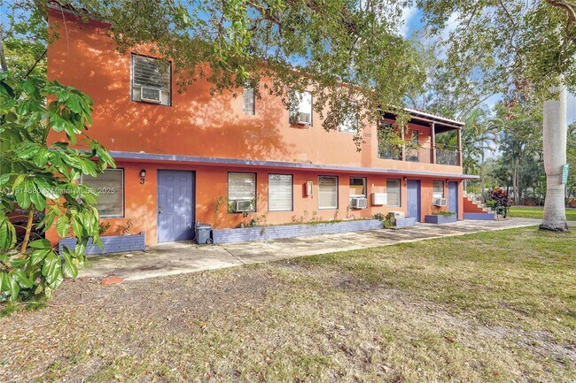 Building Photo - 12287 NE 7th Ave