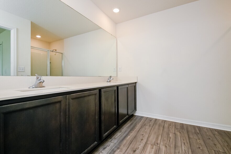 Building Photo - 5367 Companion Ln