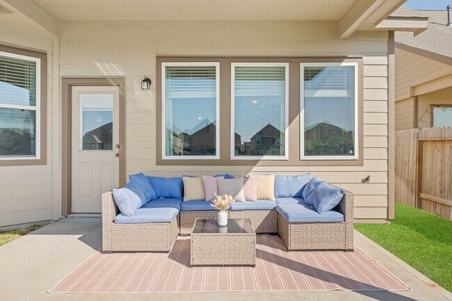 Building Photo - 24731 Allori Ct