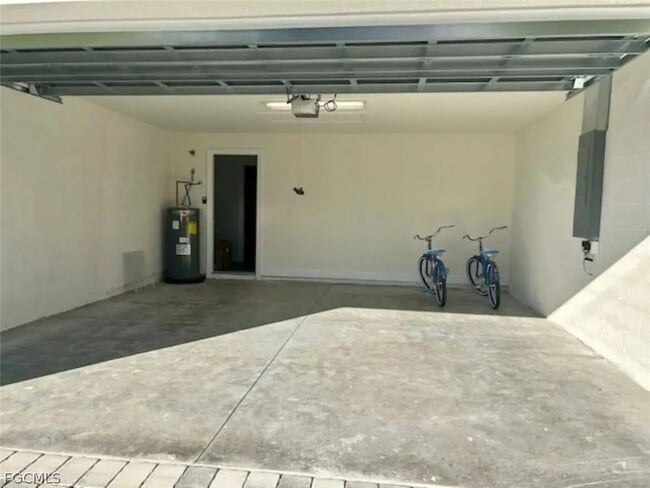 Building Photo - 1618 NW 5th Pl