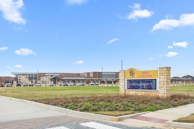 Building Photo - 3225 Isabella Fls Dr