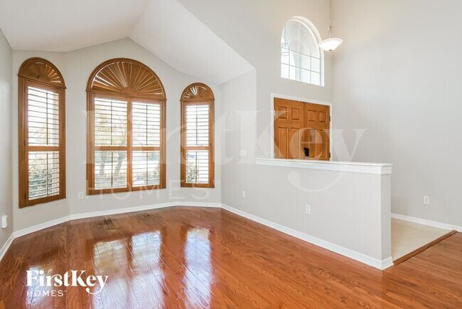 Building Photo - 2497 Runyon Cir