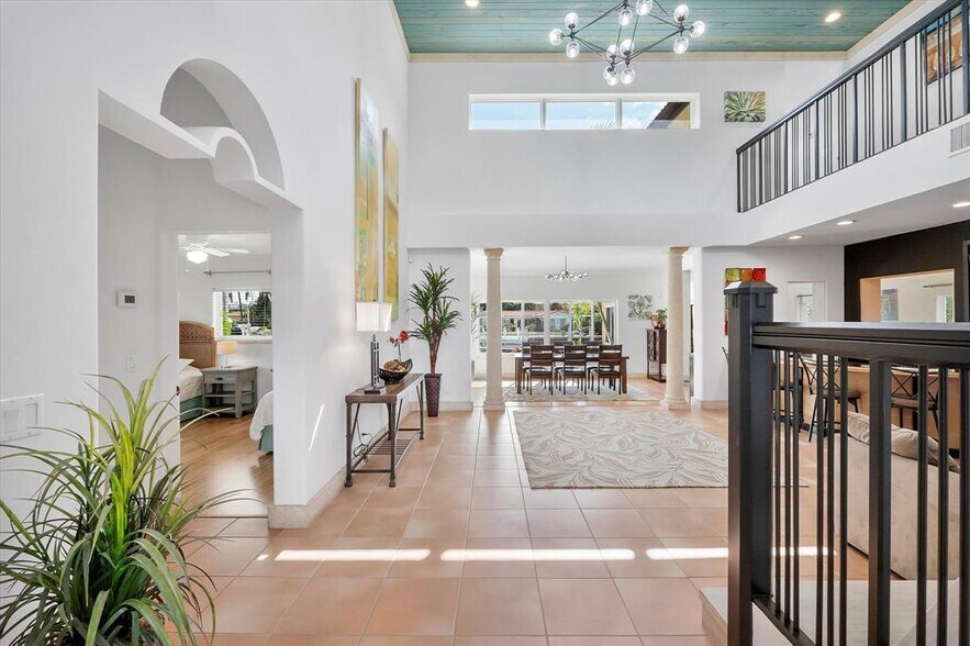 Building Photo - 2484 SE 12th St