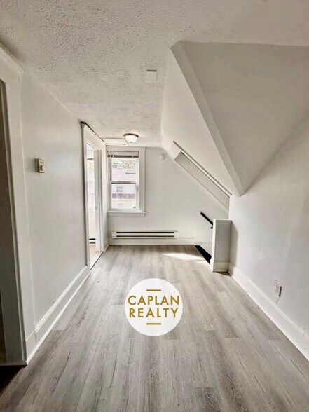 Building Photo - 2 Derby Ave