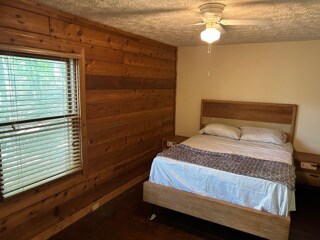 Building Photo - 105 N Arrowhead Dr