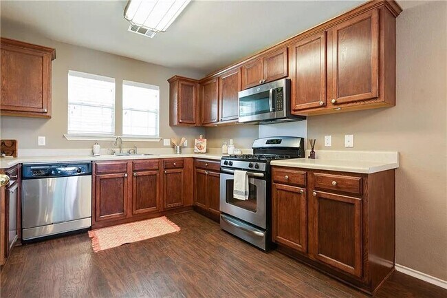 Building Photo - 1512 Davis Mountain Loop