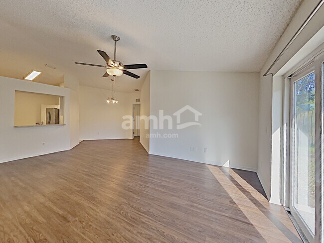 Building Photo - 12119 Feldwood Creek Ln