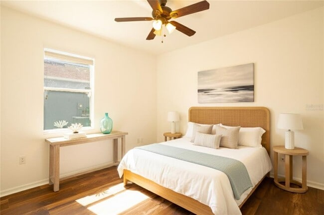 Building Photo - 1886 Van Gogh Dr