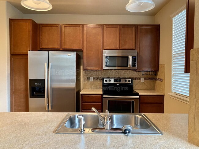 Building Photo - 4206 Mesa Overlook Point