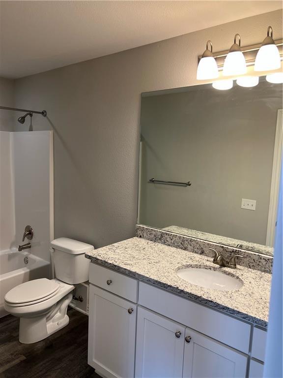 Building Photo - 508 Vista Del Valle St