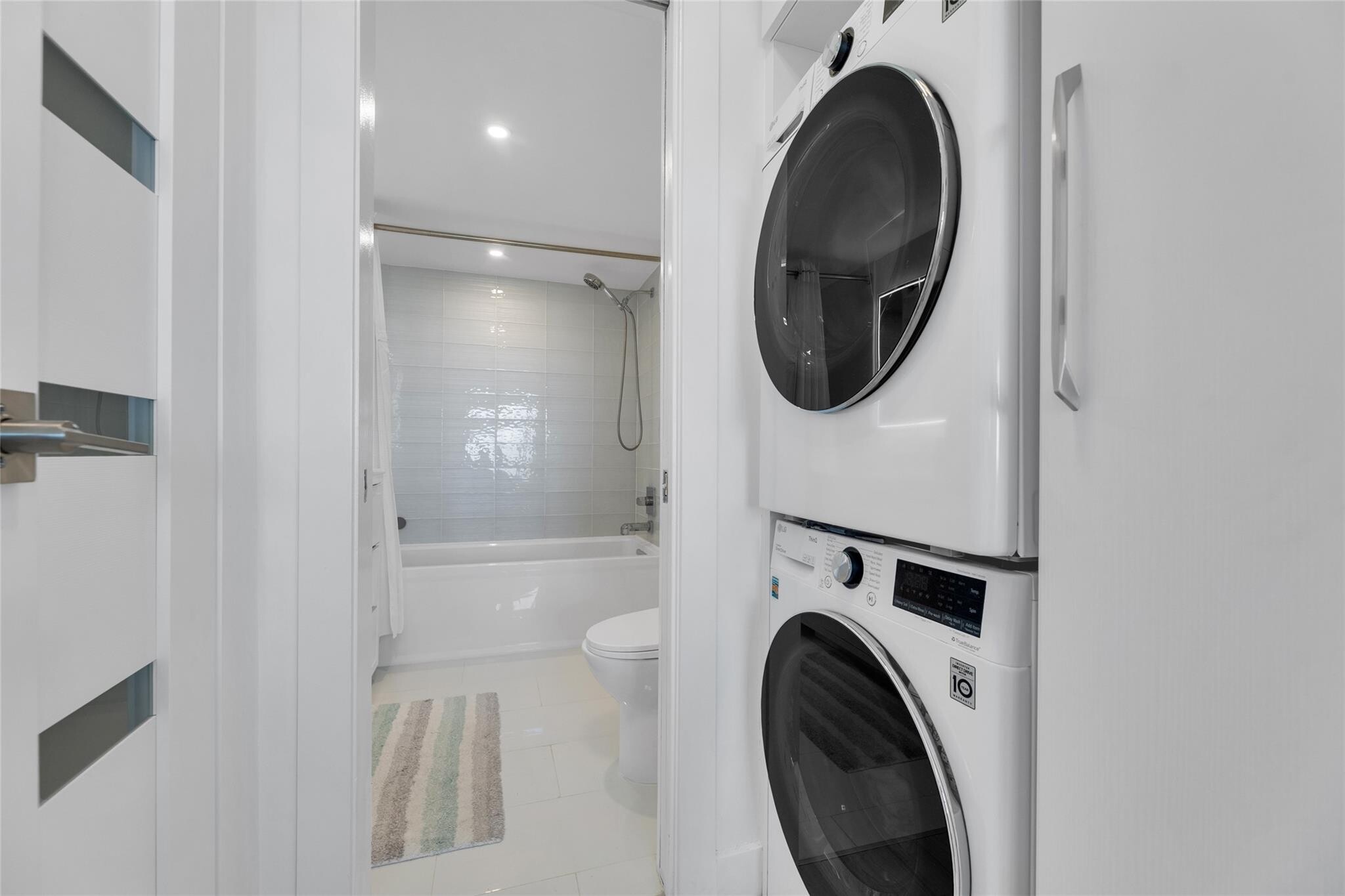 Building Photo - 1610 N Ocean Blvd