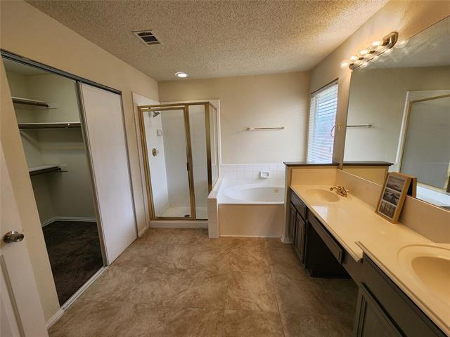 Building Photo - 306 Santa Fe Trail
