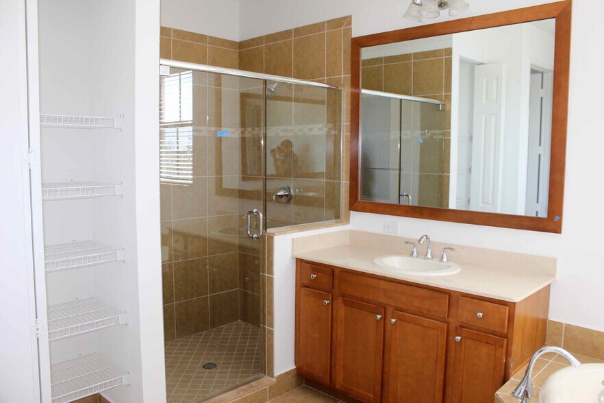 Building Photo - 3396 Northwest 83rd Way