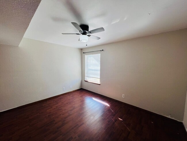 Building Photo - 11876 Vere Leasure Dr