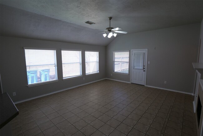 Building Photo - 5414 Trammel Dr