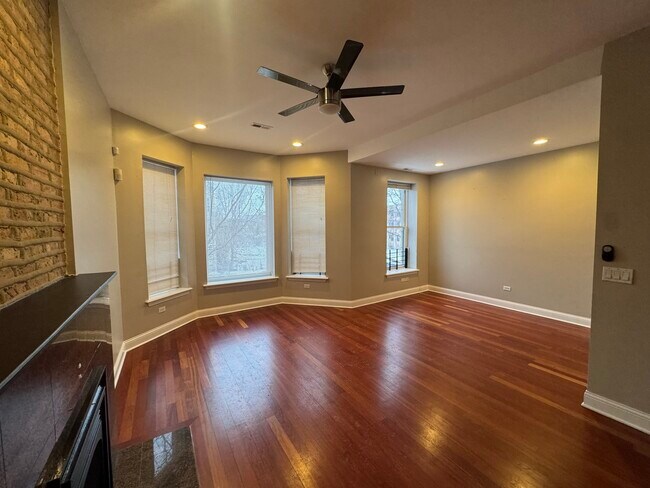 Building Photo - 4518 S Indiana Ave