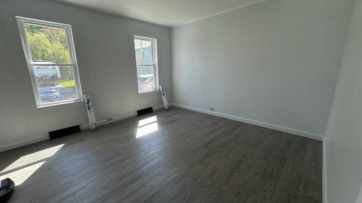 Building Photo - 32 Gaston St