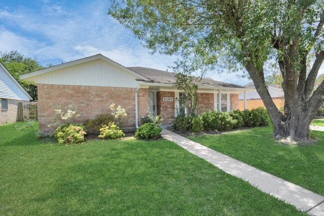 Building Photo - 11310 Sagewind Dr