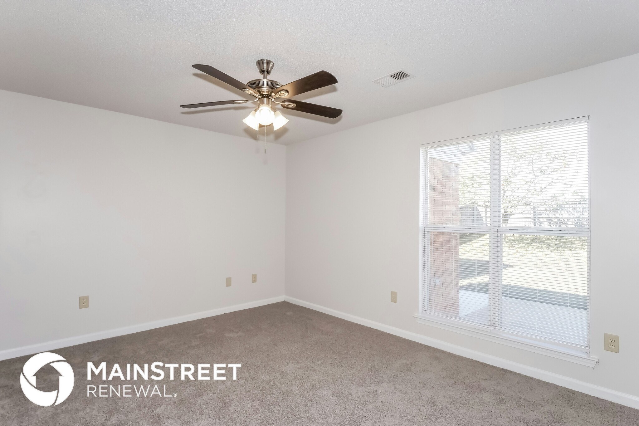 Building Photo - 5677 Kaitlyn Dr W