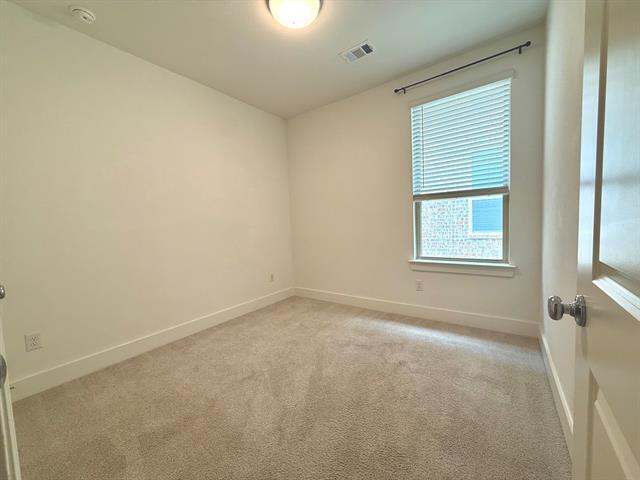 Building Photo - 1817 Horseshoe Ln