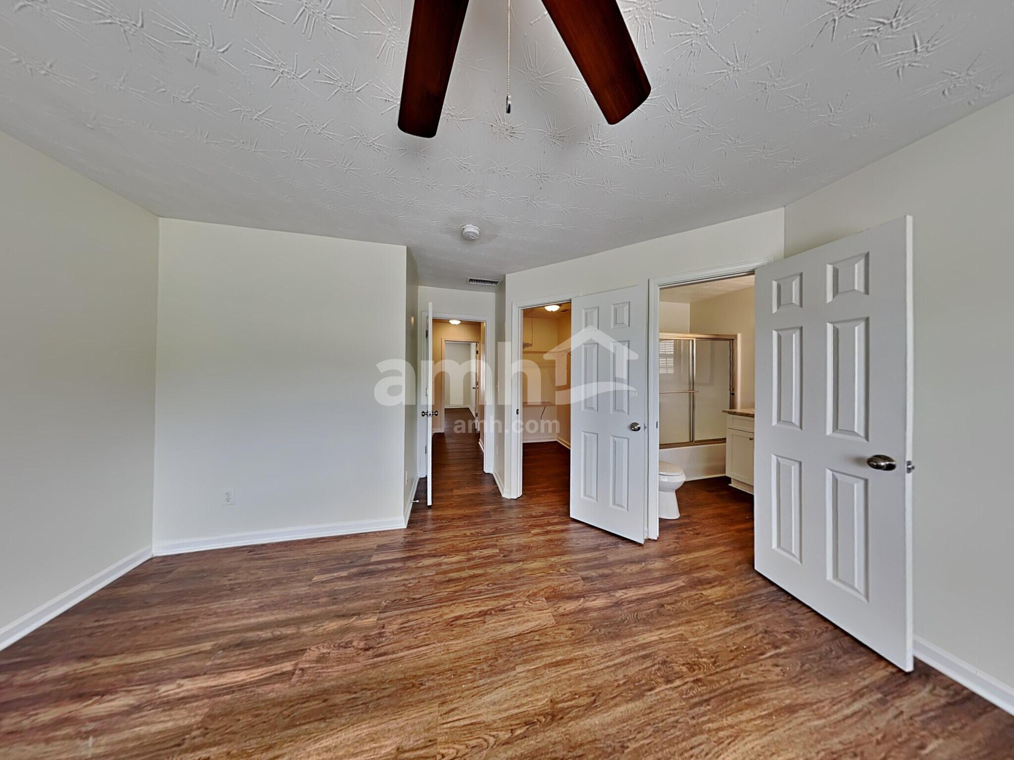 Building Photo - 2540 Marlin Dr