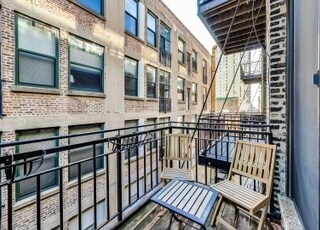 Building Photo - 375 W Erie St