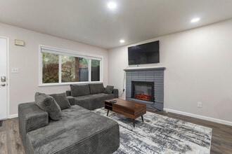 Building Photo - 19122 3rd Dr SE