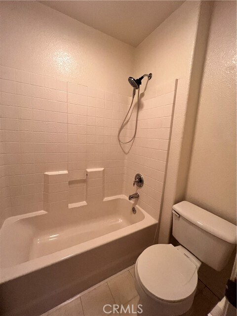 Building Photo - 20865 Oakdale Ln