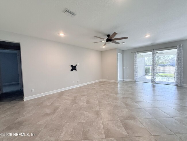 Building Photo - 24 Woodsong Ln