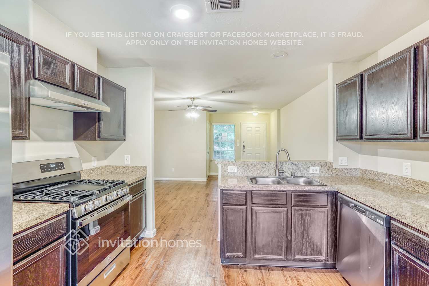 Building Photo - 18746 Dennington Dr