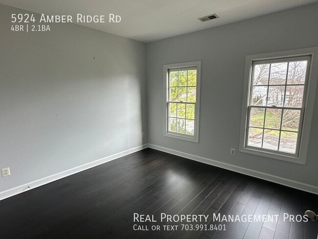 Building Photo - 5924 Amber Ridge Rd