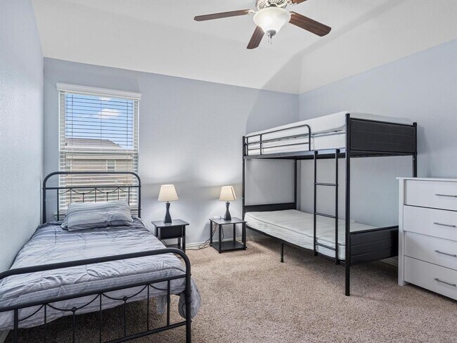 Building Photo - 7011 Riata Hills Ln