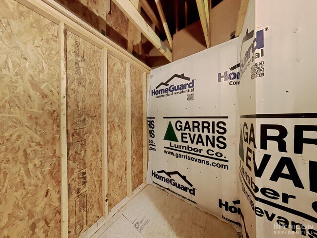 Building Photo - 257 Fender Dr
