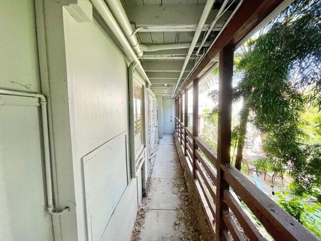 Building Photo - Castro/ Eureka Valley Full Floor Remodeled Victorian Condo in a Garden Setting - PROGRESSIVE