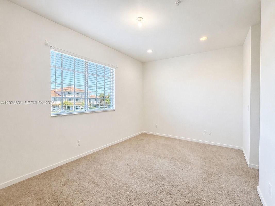 Building Photo - 2765 SW 81st Terrace