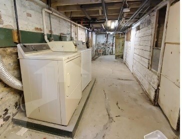 Building Photo - 204 Banks St