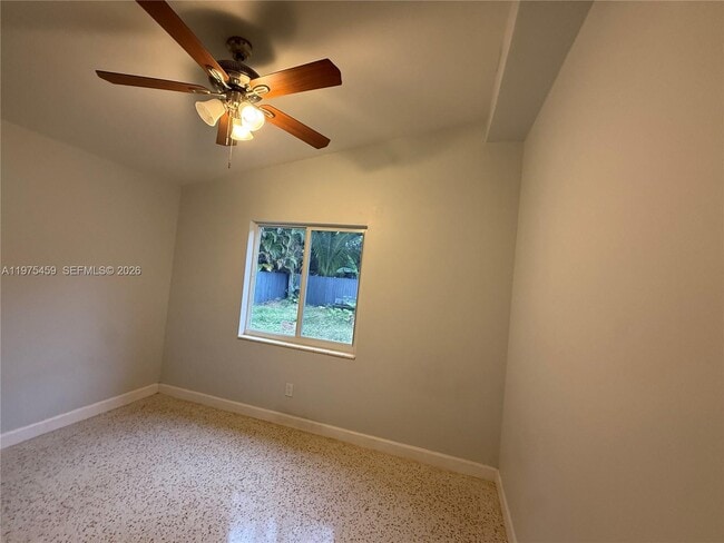 Building Photo - 1835 NE 153rd St