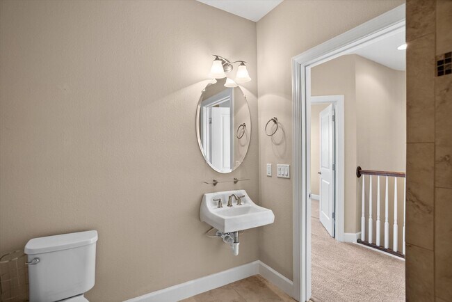 Building Photo - 5912 Anchorage Way S