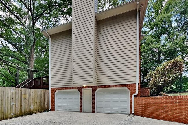Building Photo - 141 Orchard Dr