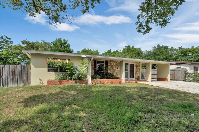 Building Photo - 632 Whippoorwill Terrace