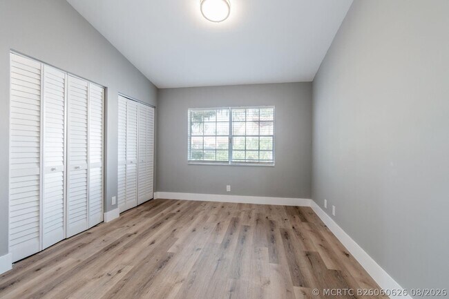 Building Photo - 1579 Springside Dr