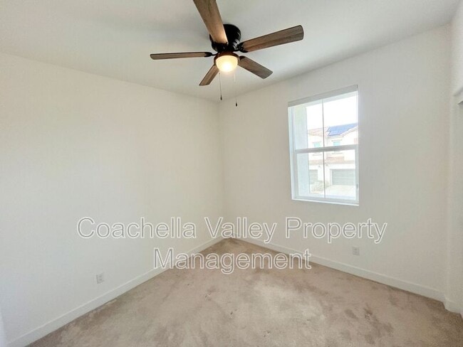 Building Photo - 76279 Cambridge Dr