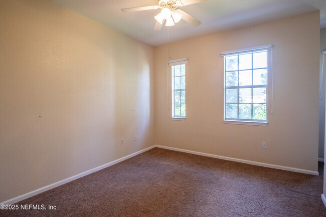 Building Photo - 10075 Gate Pkwy